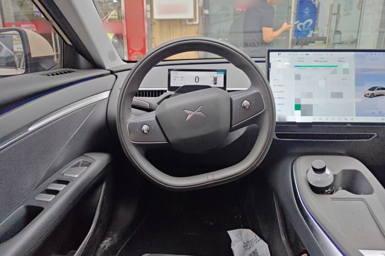 Used XPeng MONA M03 2024 620 with Ultra-Long Range Steering Wheel