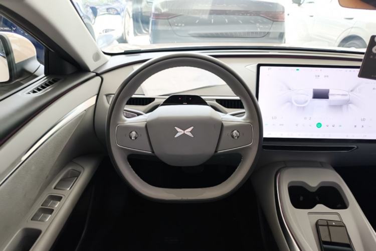 Used XPeng MONA M03 2024 620 with Ultra-Long Range Steering Wheel