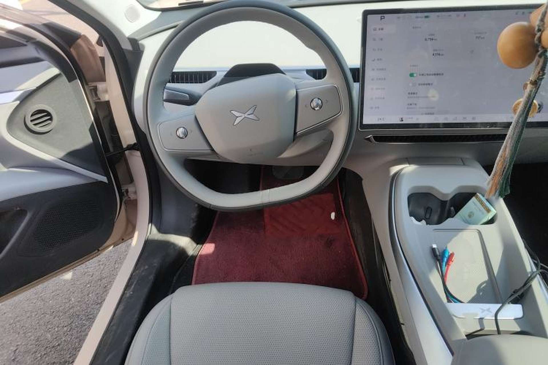 Used XPeng MONA M03 2024 620 with Ultra-Long Range Steering Wheel