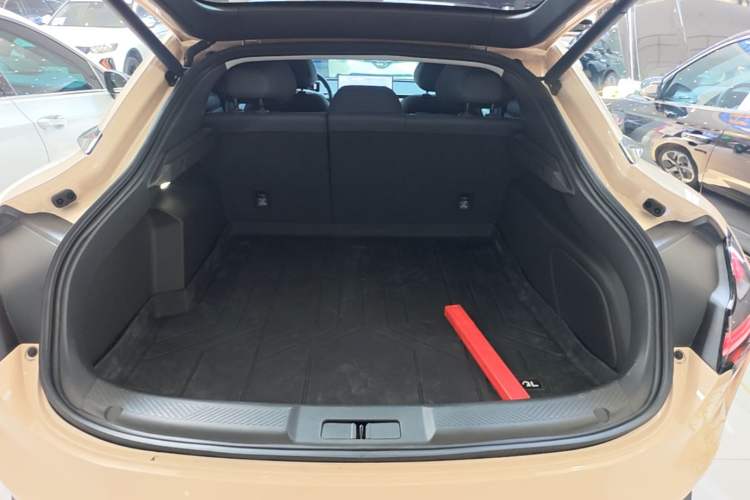 Used XPeng MONA M03 2024 620 with Ultra-Long Range Trunk