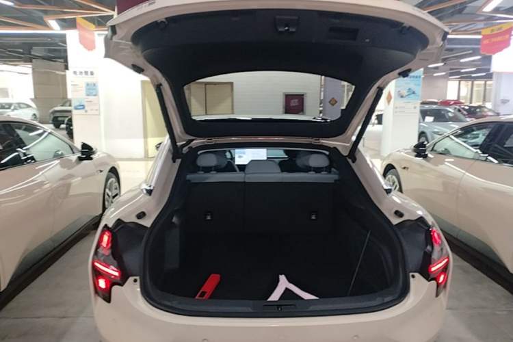Used XPeng MONA M03 2024 620 with Ultra-Long Range Trunk
