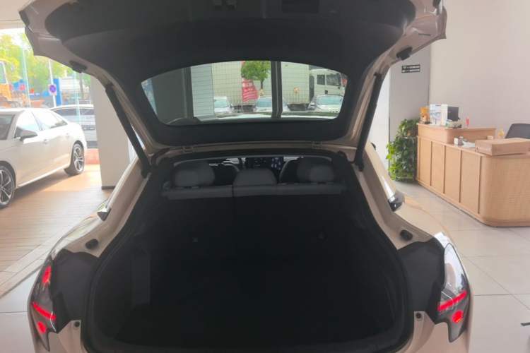 Used XPeng MONA M03 2024 620 with Ultra-Long Range Trunk