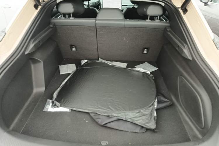 Used XPeng MONA M03 2024 620 with Ultra-Long Range Trunk