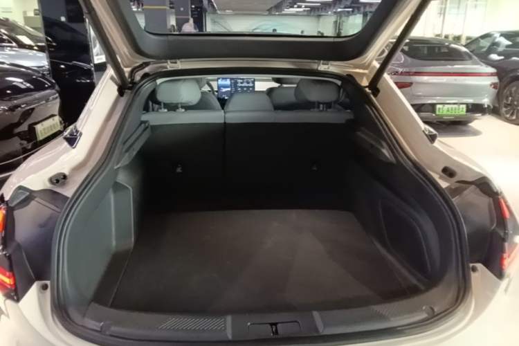 Used XPeng MONA M03 2024 620 with Ultra-Long Range Trunk