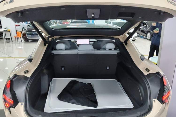 Used XPeng MONA M03 2024 620 with Ultra-Long Range Trunk