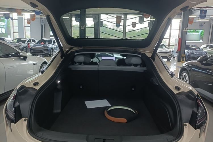 Used XPeng MONA M03 2024 620 with Ultra-Long Range Trunk