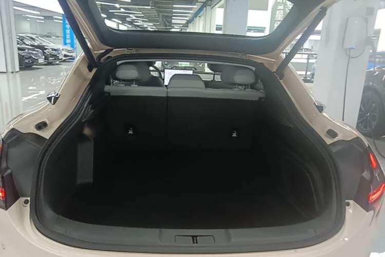 Used XPeng MONA M03 2024 620 with Ultra-Long Range Trunk