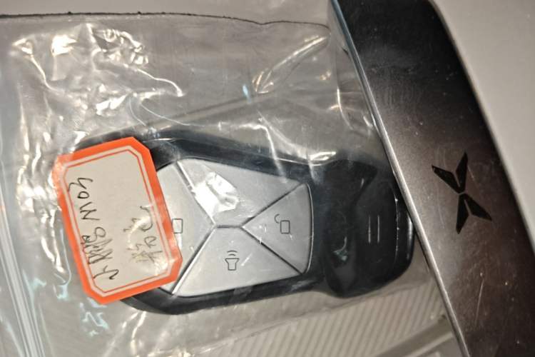 Used XPeng MONA M03 2024 620 with Ultra-Long Range Vehicle Key