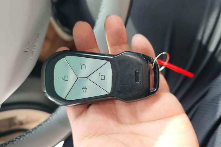 Used XPeng MONA M03 2024 620 with Ultra-Long Range Vehicle Key