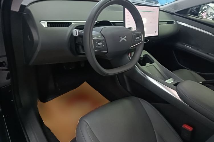 Used XPeng MONA M03 2025 600 with Ultra-Long Range Max Center Console