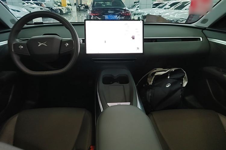 Used XPeng MONA M03 2025 620 Ultra-Long Range Plus Center Console