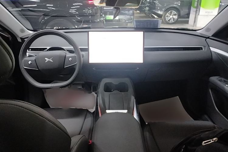 Used XPeng MONA M03 2025 620 Ultra-Long Range Plus Center Console