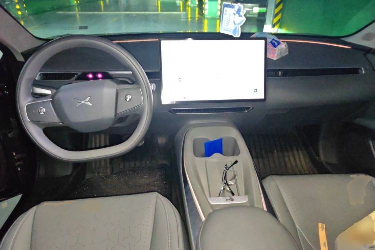 Used XPeng MONA M03 2025 620 Ultra-Long Range Plus Center Console