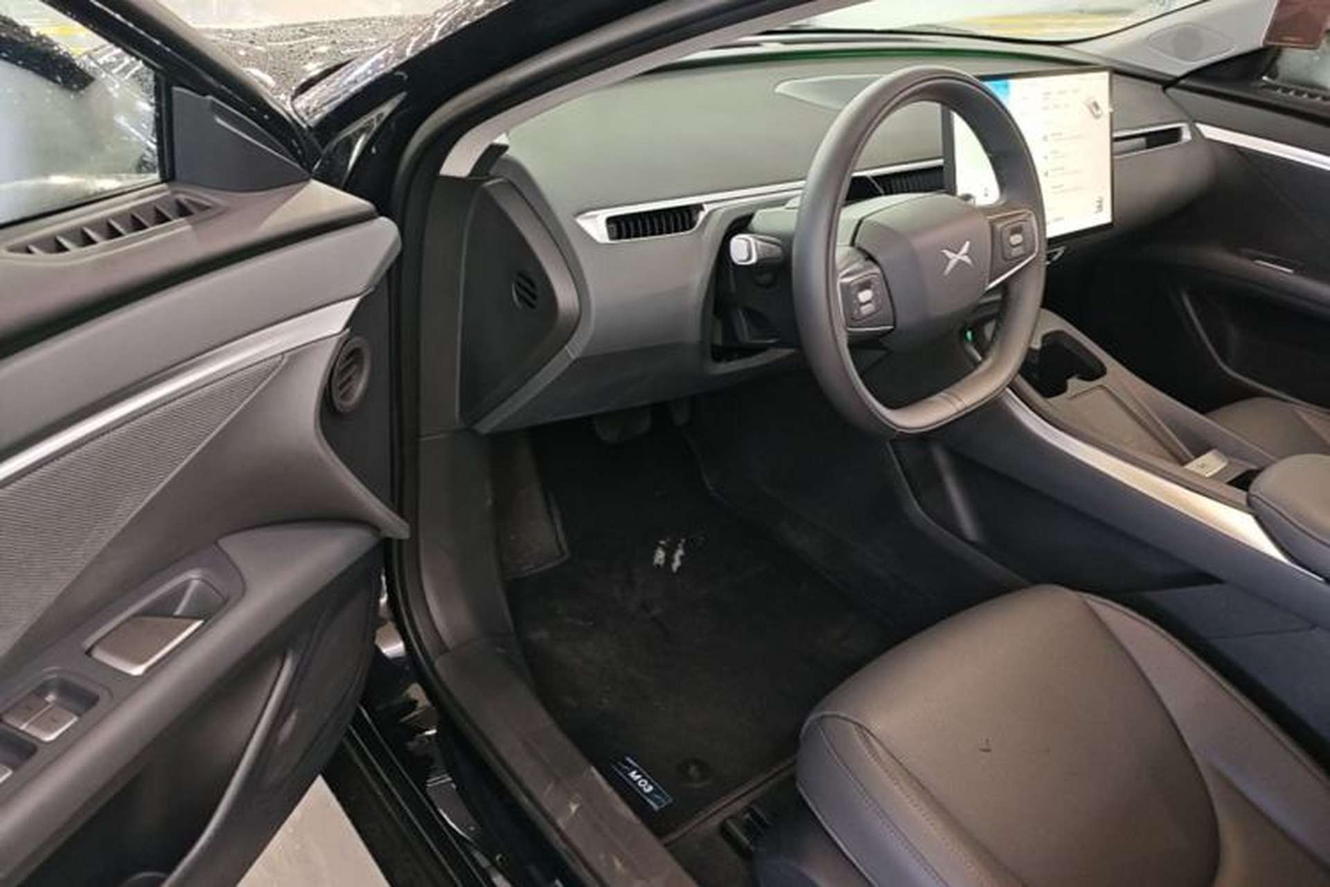 Used XPeng MONA M03 2025 600 with Ultra-Long Range Max Driver Seat