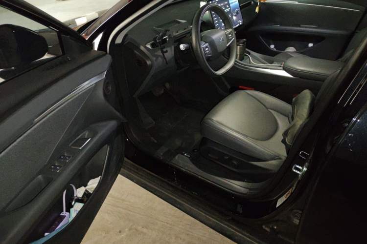 Used XPeng MONA M03 2025 600 with Ultra-Long Range Max Driver Seat