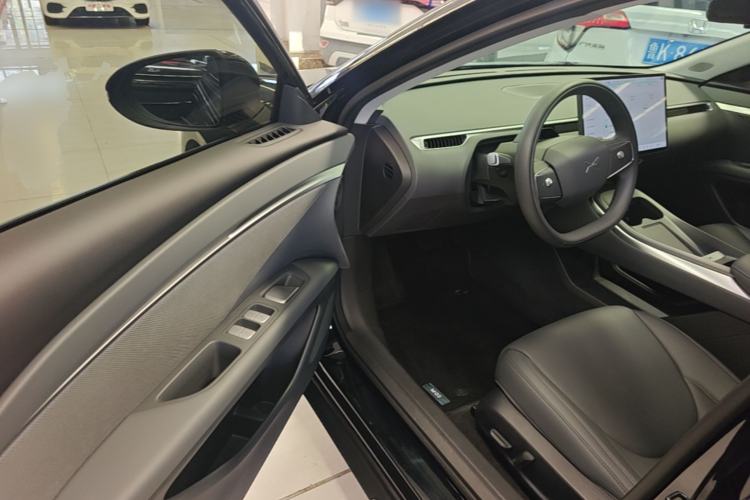 Used XPeng MONA M03 2025 620 Ultra-Long Range Plus Driver Seat