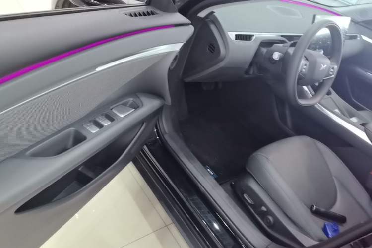 Used XPeng MONA M03 2025 600 with Ultra-Long Range Max Driver Seat