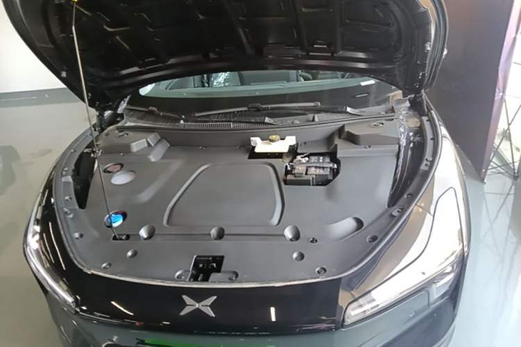 Used XPeng MONA M03 2025 620 Ultra-Long Range Plus Engine Bay