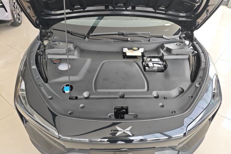 Used XPeng MONA M03 2025 600 with Ultra-Long Range Max Engine Bay