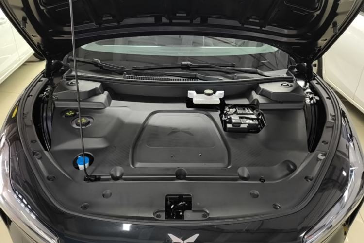 Used XPeng MONA M03 2025 600 with Ultra-Long Range Max Engine Bay