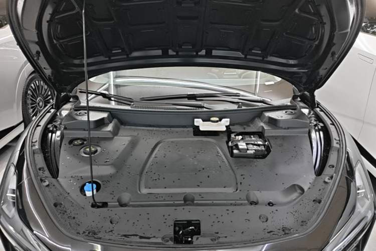 Used XPeng MONA M03 2025 600 with Ultra-Long Range Max Engine Bay