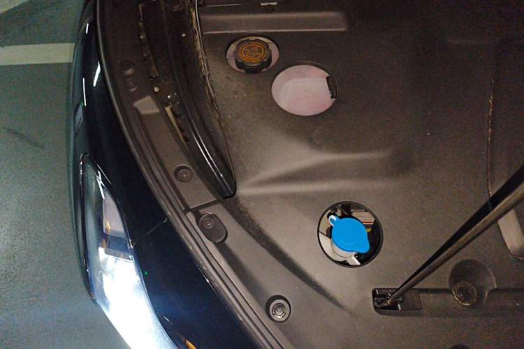 Used XPeng MONA M03 2025 502 Long-Range Max Engine Bay Right