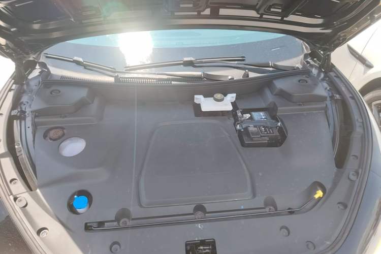 Used XPeng MONA M03 2025 620 Ultra-Long Range Plus Engine Bay