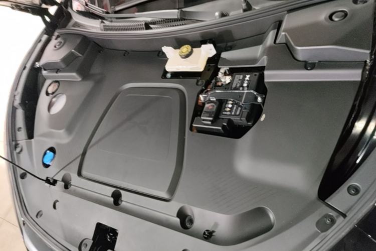 Used XPeng MONA M03 2025 502 Long-Range Max Engine Bay
