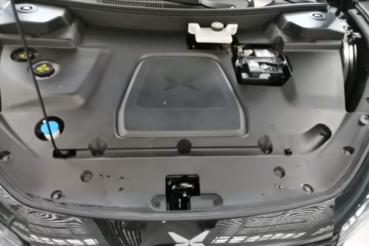 Used XPeng MONA M03 2025 502 Long-Range Max Engine Bay