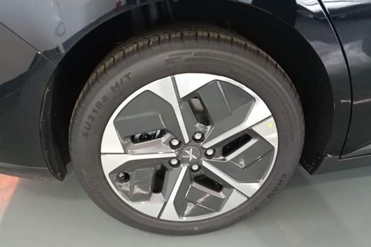 Used XPeng MONA M03 2025 620 Ultra-Long Range Plus Exterior 5