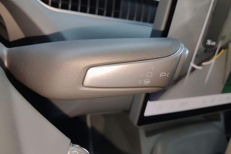 Used XPeng MONA M03 2025 502 Long-Range Max Gear Lever