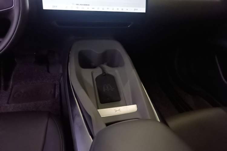 Used XPeng MONA M03 2025 620 Ultra-Long Range Plus Gear Lever