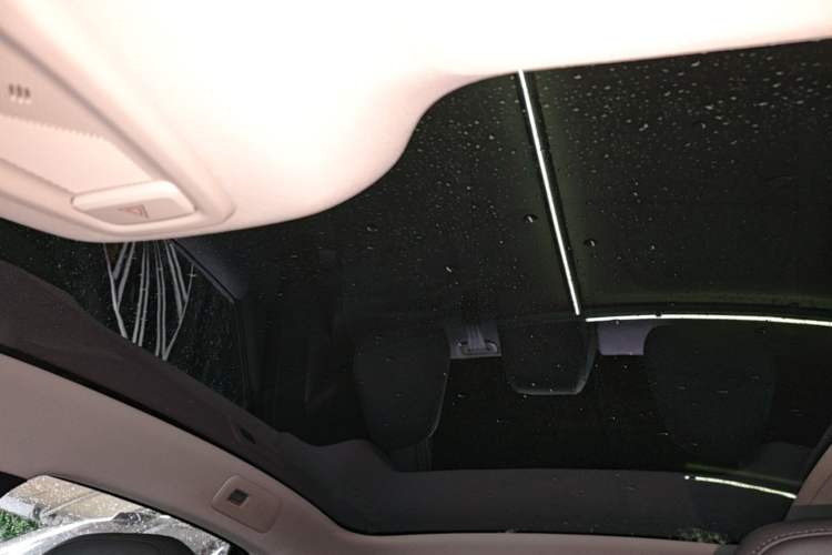 Used XPeng MONA M03 2025 600 with Ultra-Long Range Max Headliner