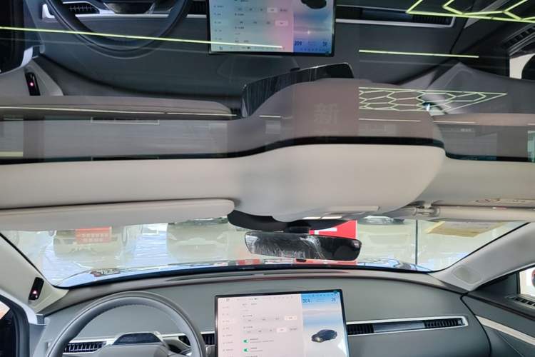Used XPeng MONA M03 2025 600 with Ultra-Long Range Max Headliner