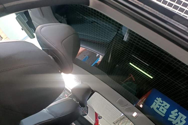 Used XPeng MONA M03 2025 515 Long-Range Plus Headliner