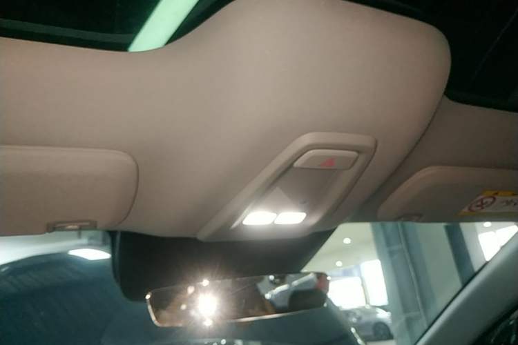 Used XPeng MONA M03 2025 600 with Ultra-Long Range Max Headliner