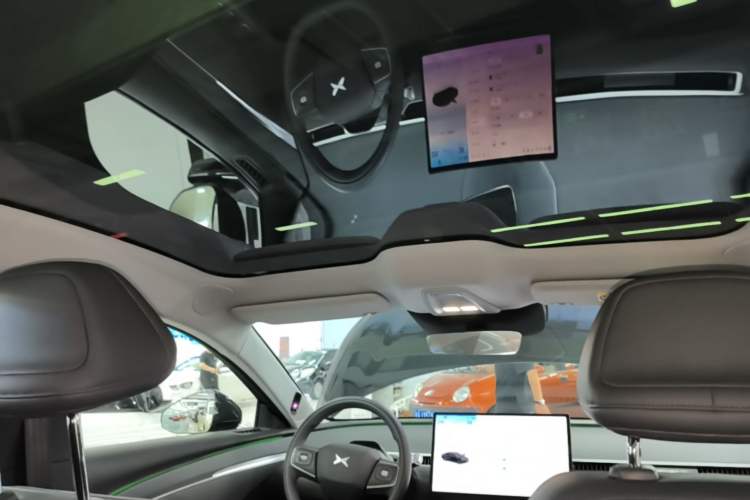 Used XPeng MONA M03 2025 600 with Ultra-Long Range Max Headliner