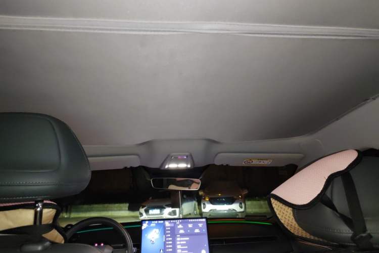 Used XPeng MONA M03 2025 620 Ultra-Long Range Plus Headliner