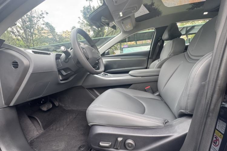 Used XPeng MONA M03 2025 600 with Ultra-Long Range Max Interior 2
