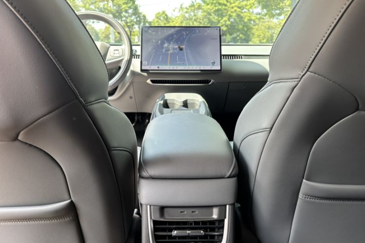 Used XPeng MONA M03 2025 600 with Ultra-Long Range Max Interior 6