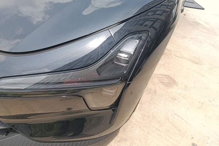 Used XPeng MONA M03 2025 600 with Ultra-Long Range Max Left Front Headlight
