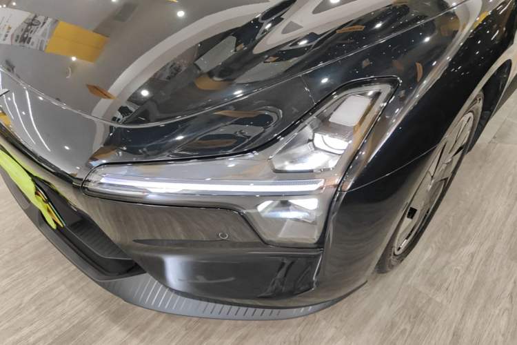 Used XPeng MONA M03 2025 600 with Ultra-Long Range Max Left Front Headlight