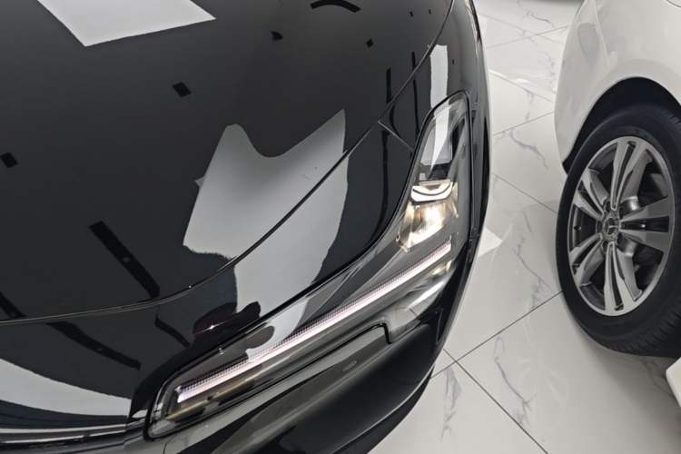 Used XPeng MONA M03 2025 600 with Ultra-Long Range Max Left Front Headlight
