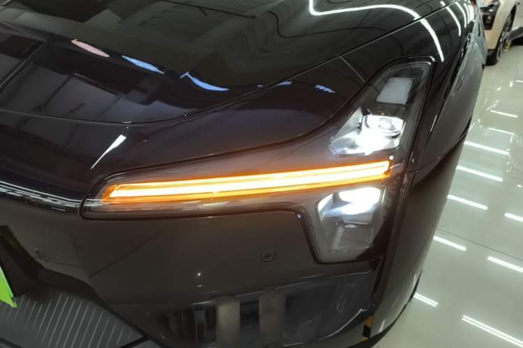 Used XPeng MONA M03 2025 600 with Ultra-Long Range Max Left Front Headlight