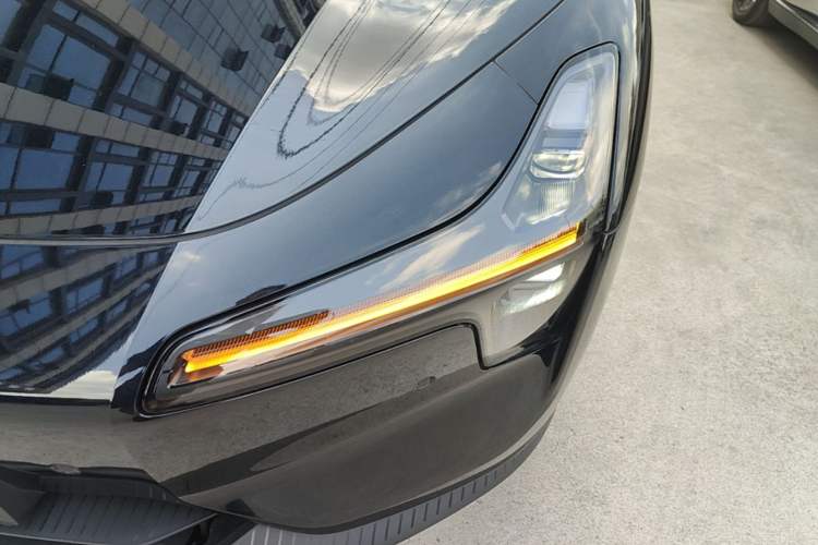 Used XPeng MONA M03 2025 600 with Ultra-Long Range Max Left Front Headlight