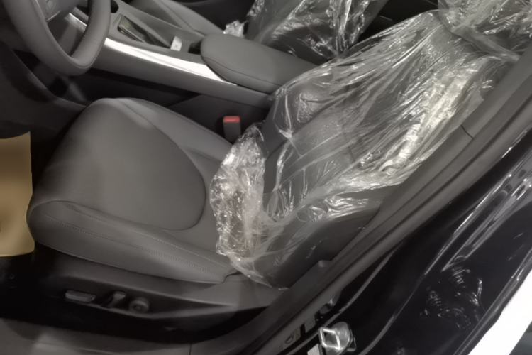 Used XPeng MONA M03 2025 502 Long-Range Max Left Front Seat