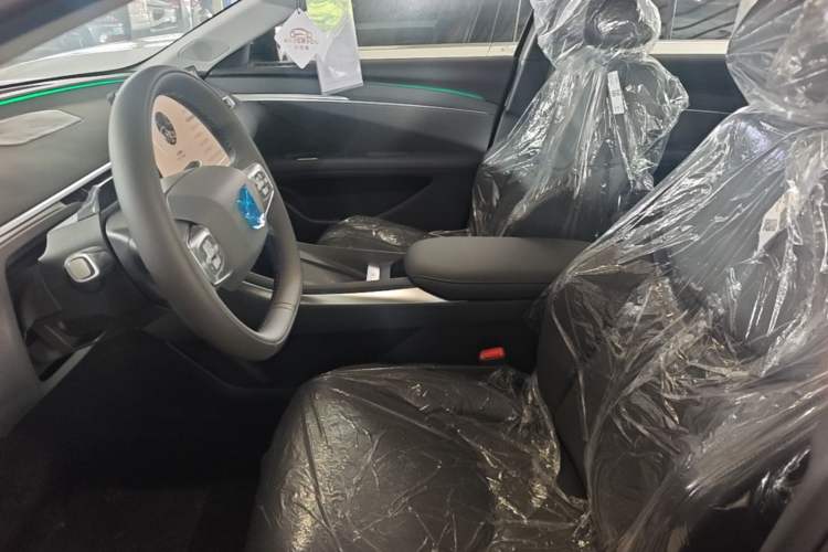 Used XPeng MONA M03 2025 502 Long-Range Max Left Front Seat
