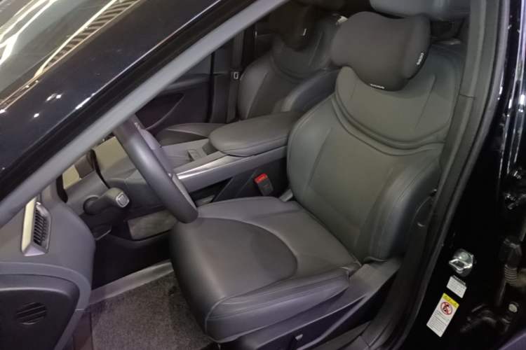 Used XPeng MONA M03 2025 620 Ultra-Long Range Plus Left Front Seat
