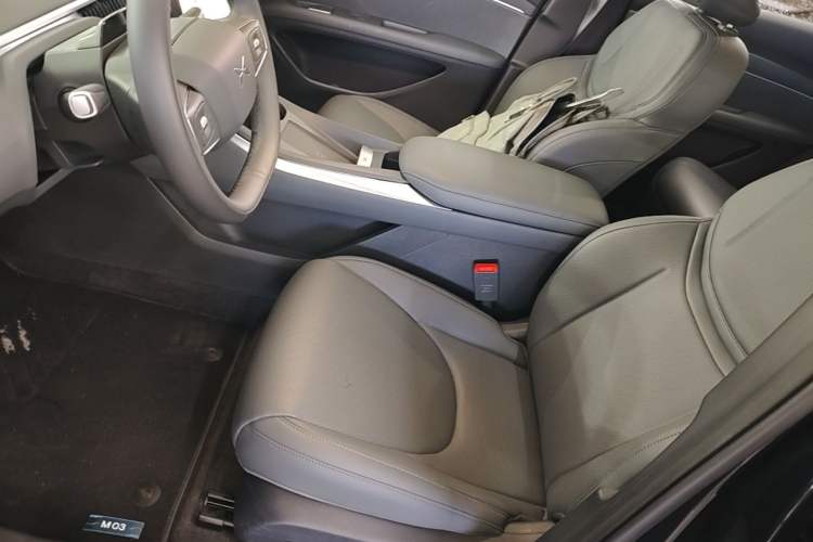 Used XPeng MONA M03 2025 600 with Ultra-Long Range Max Left Front Seat
