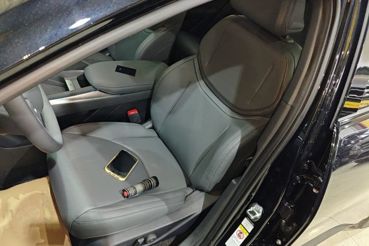 Used XPeng MONA M03 2025 600 with Ultra-Long Range Max Left Front Seat